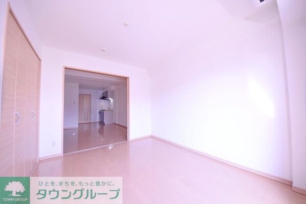 リトルズ幕張町の物件内観写真